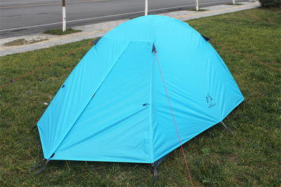 批發(fā)正品巔峰雙人雙層戶外防暴雨帳篷 鋁桿與玻桿型的專(zhuān)業(yè)選擇